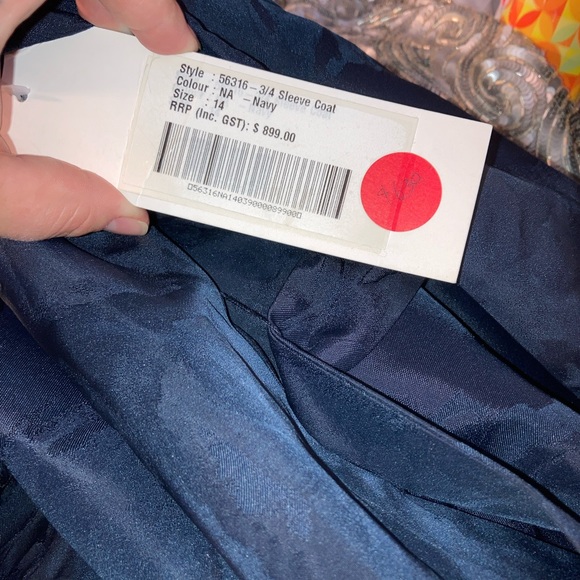 George gross ruffle coat - Picture 4 of 4